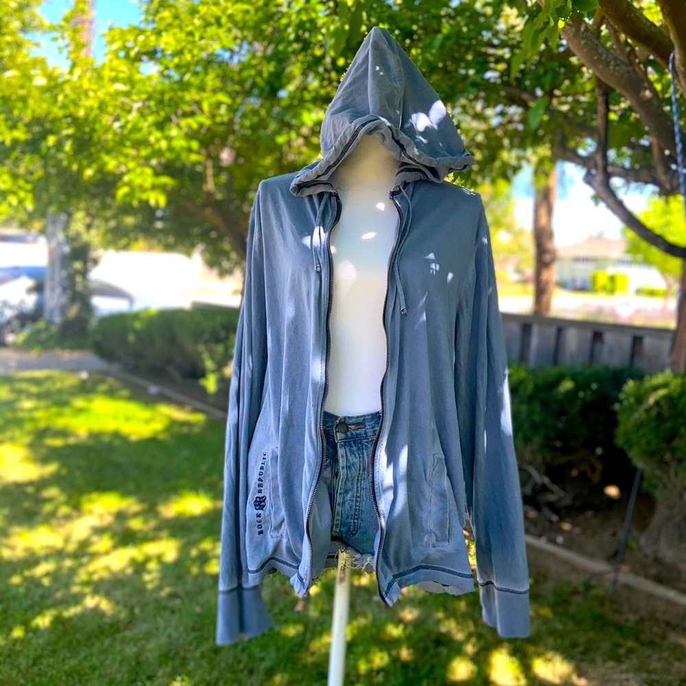 Rock & Republic Total Eclipse Blue Zip Up Holdie